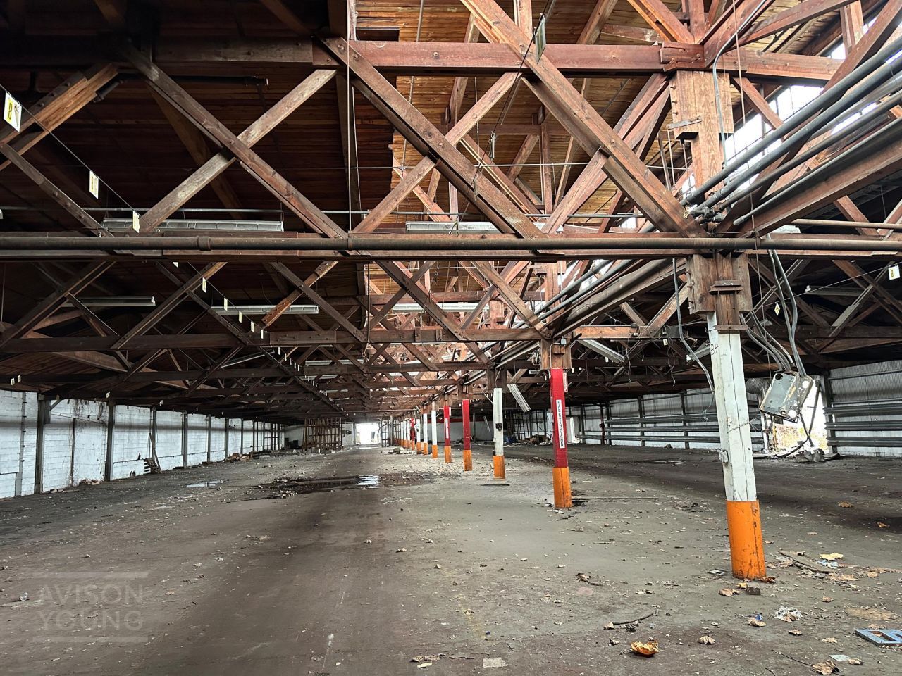 304 Hoover Street N  Photo 9