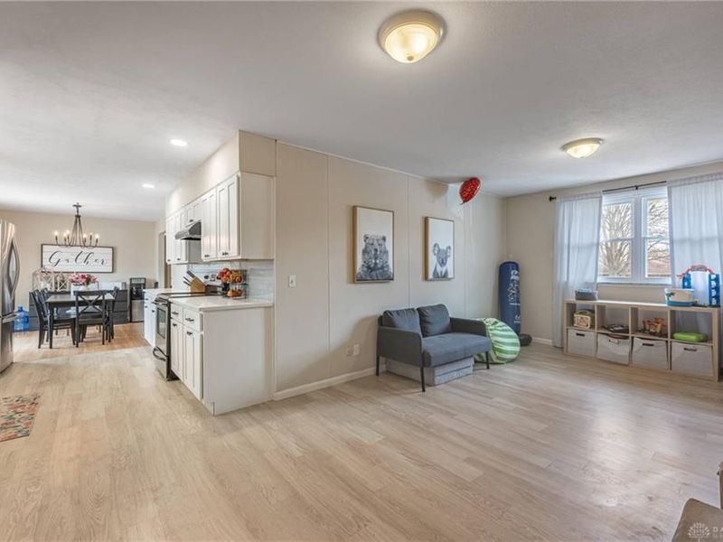 2616 N Emerald Drive, Dayton, OH 45431 Photo 11