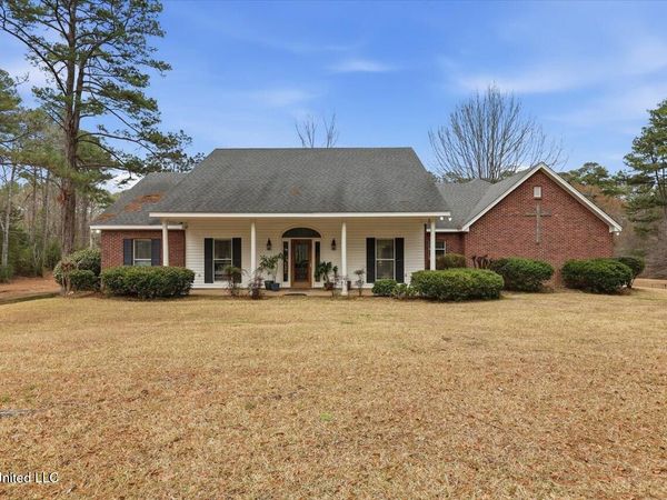 1407 Monterey Road, Florence, MS 39073