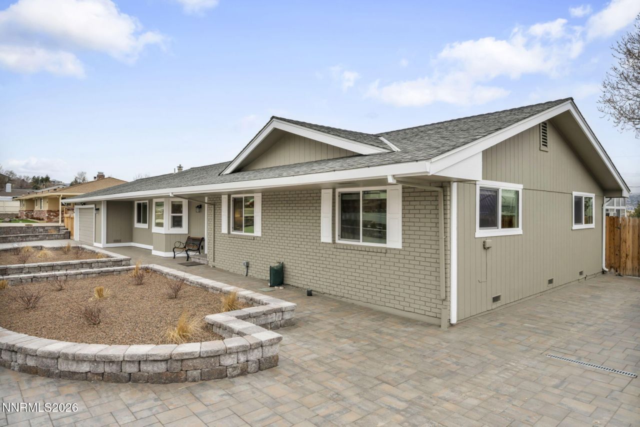 13745 Kewanna Trail, Reno, NV 89521 Photo