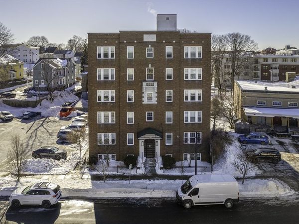 50 Broadway, Unit 17, Beverly, MA 01915