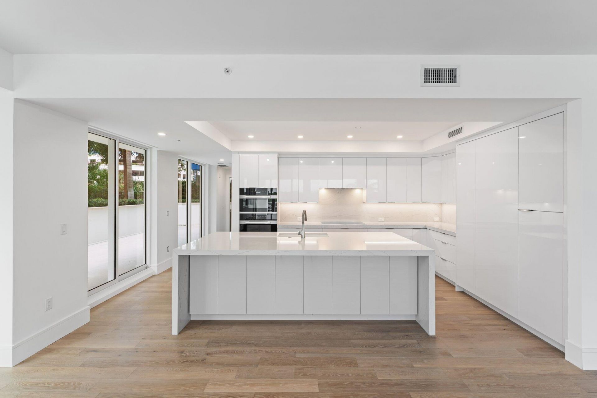 1 S Coastal Way, Unit 201, Jupiter, FL 33477 Photo