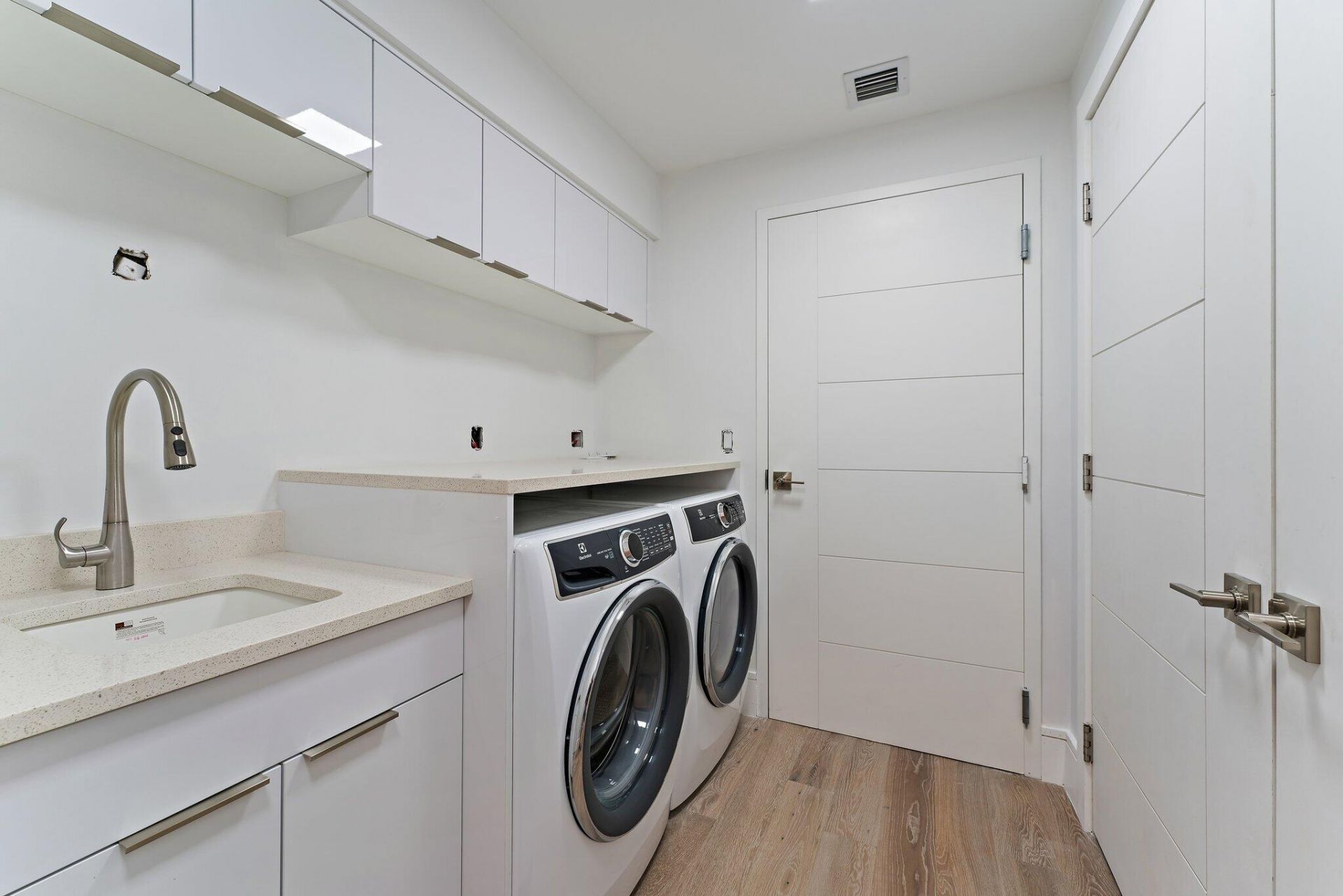 1 S Coastal Way, Unit 201, Jupiter, FL 33477 Photo