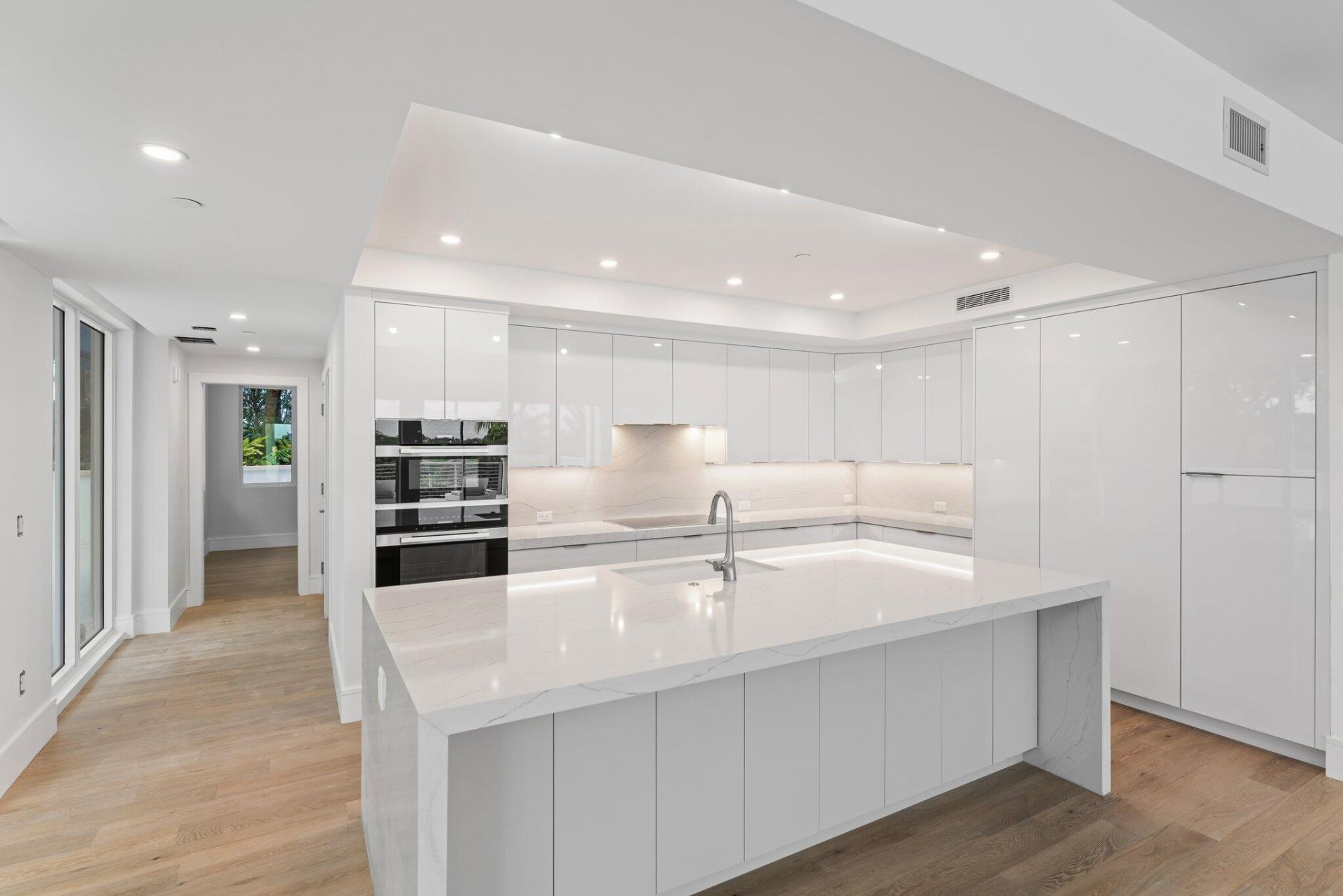 1 S Coastal Way, Unit 201, Jupiter, FL 33477 Photo