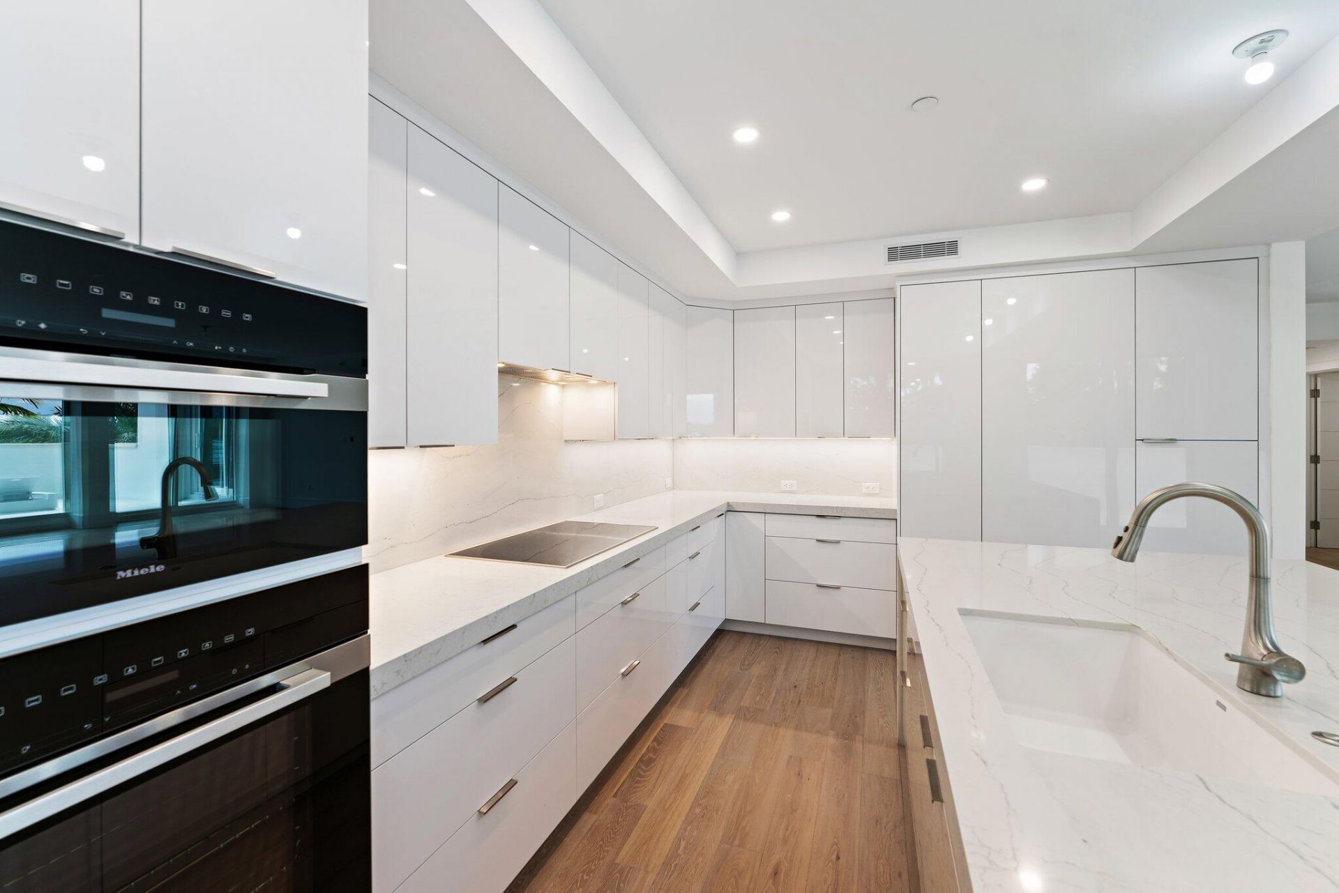 1 S Coastal Way, Unit 201, Jupiter, FL 33477 Photo