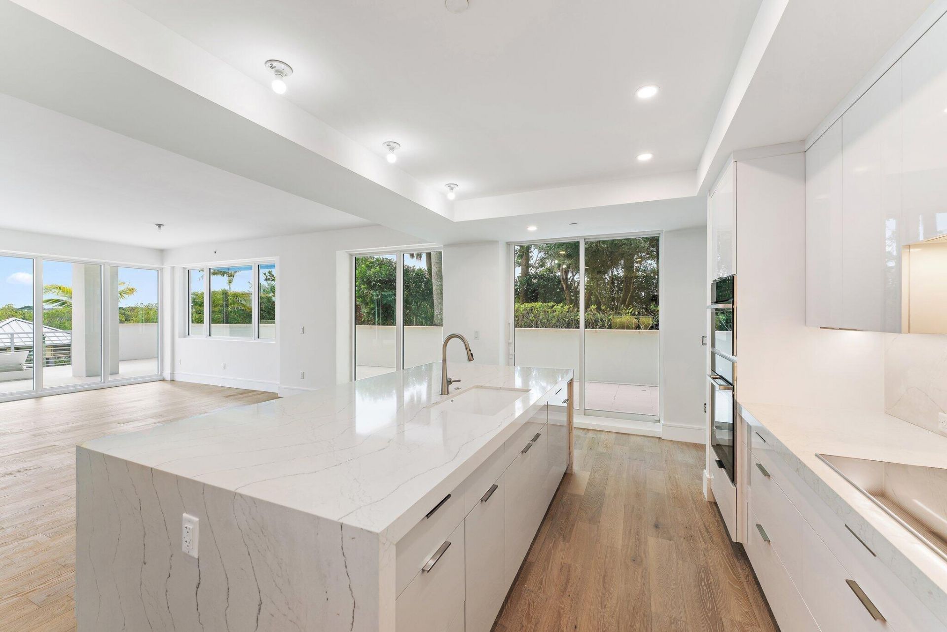 1 S Coastal Way, Unit 201, Jupiter, FL 33477 Photo