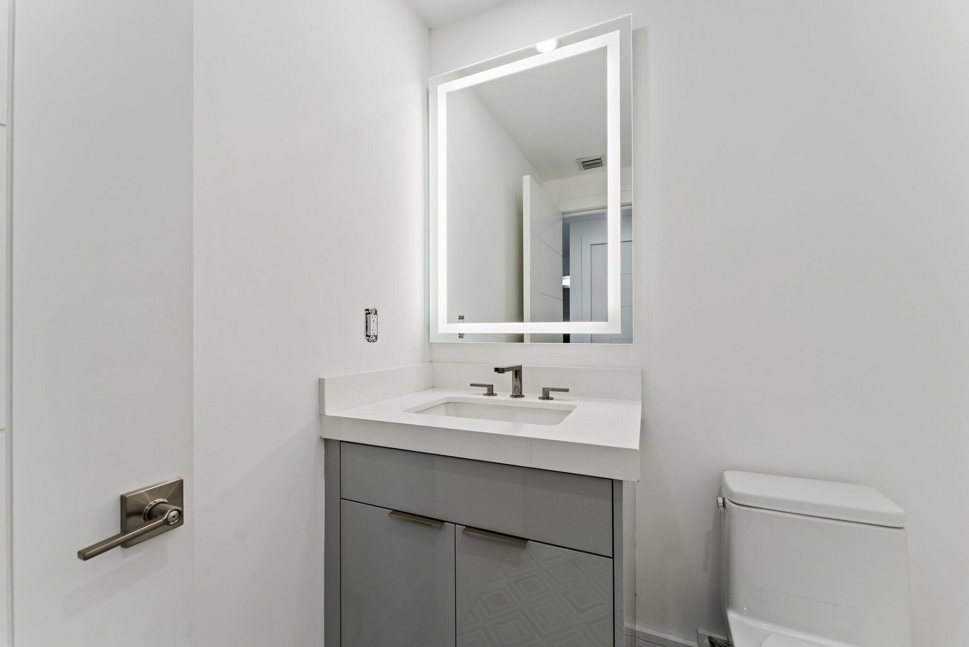 1 S Coastal Way, Unit 201, Jupiter, FL 33477 Photo