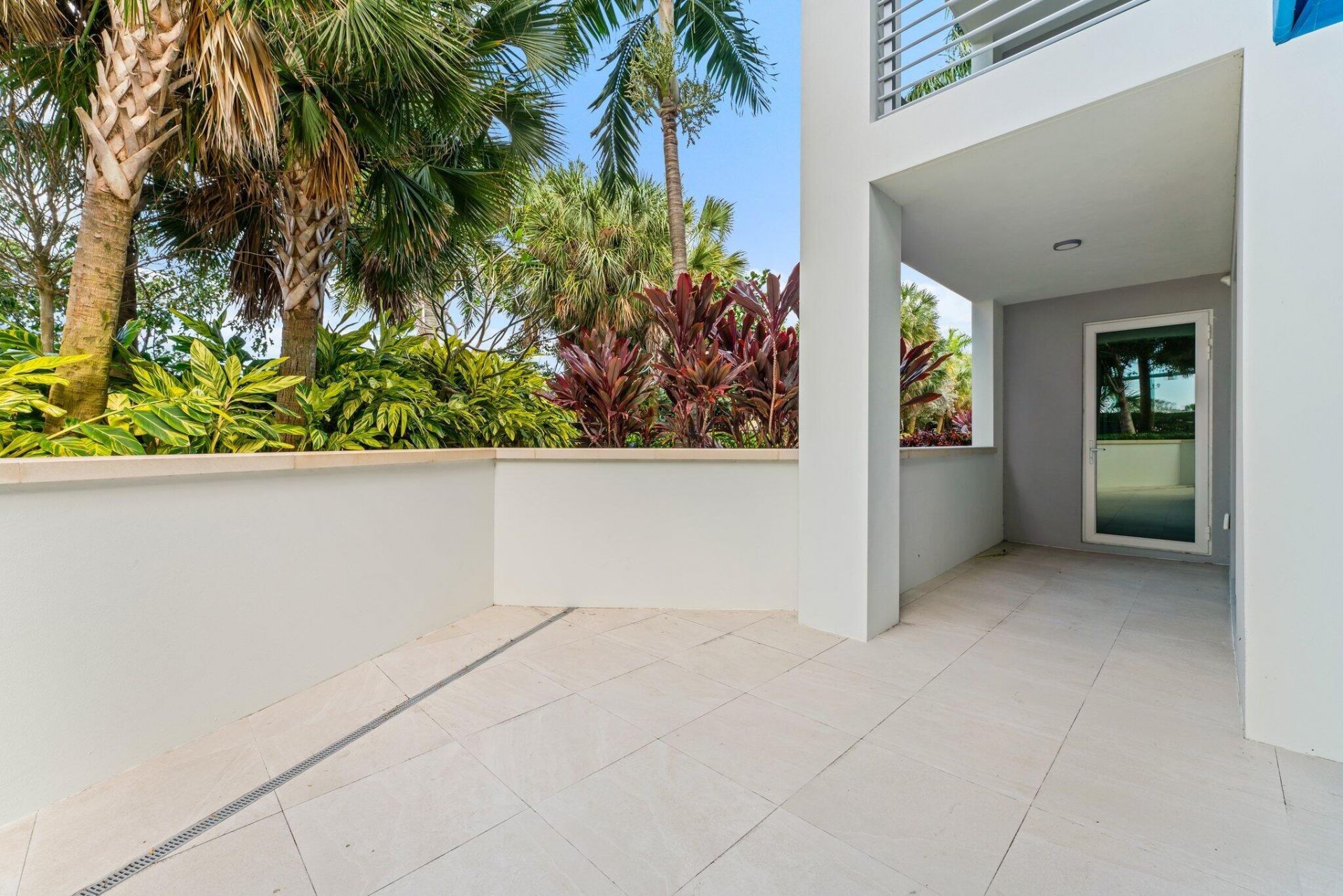 1 S Coastal Way, Unit 201, Jupiter, FL 33477 Photo