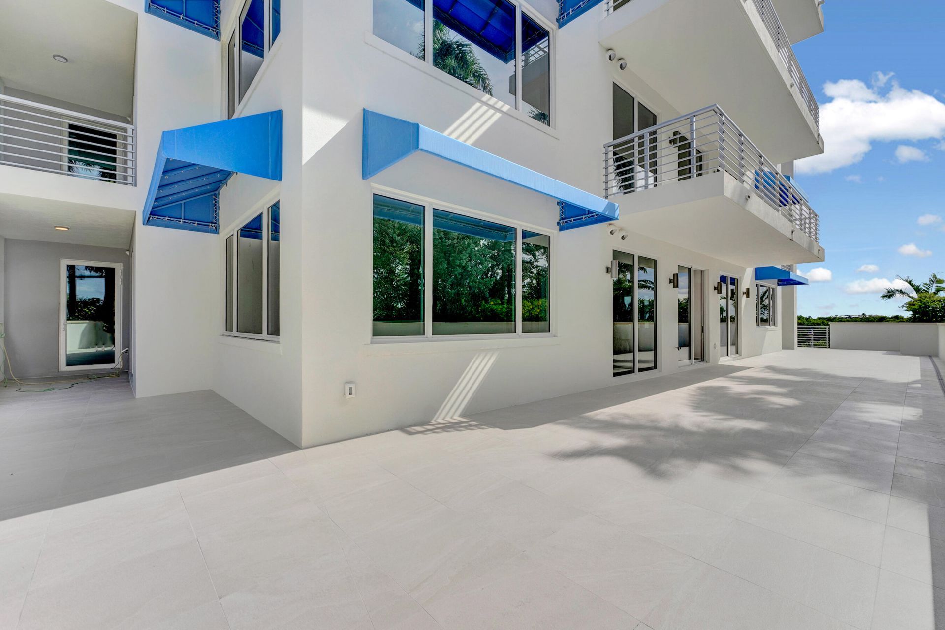 1 S Coastal Way, Unit 201, Jupiter, FL 33477 Photo