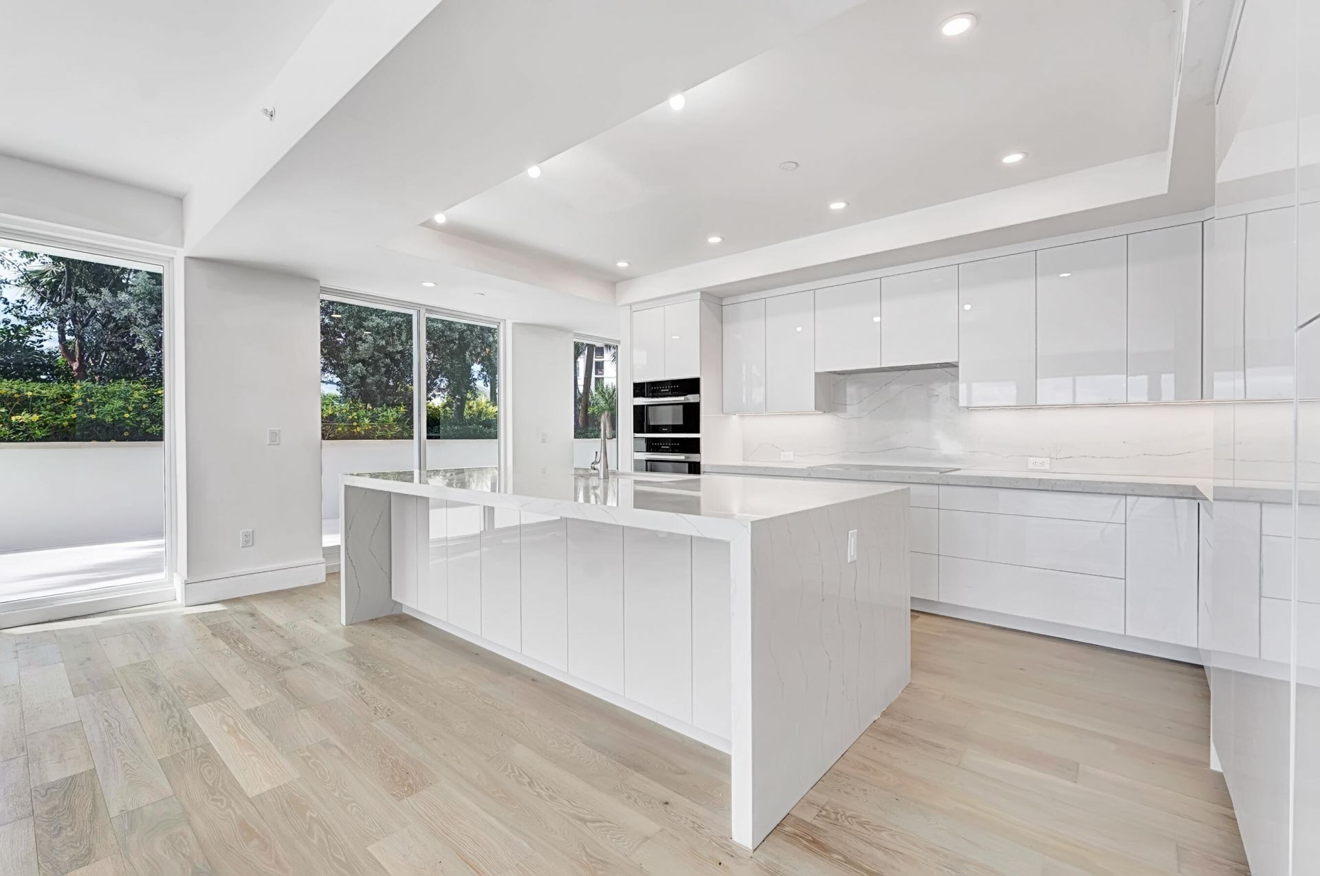 1 S Coastal Way, Unit 201, Jupiter, FL 33477 Photo