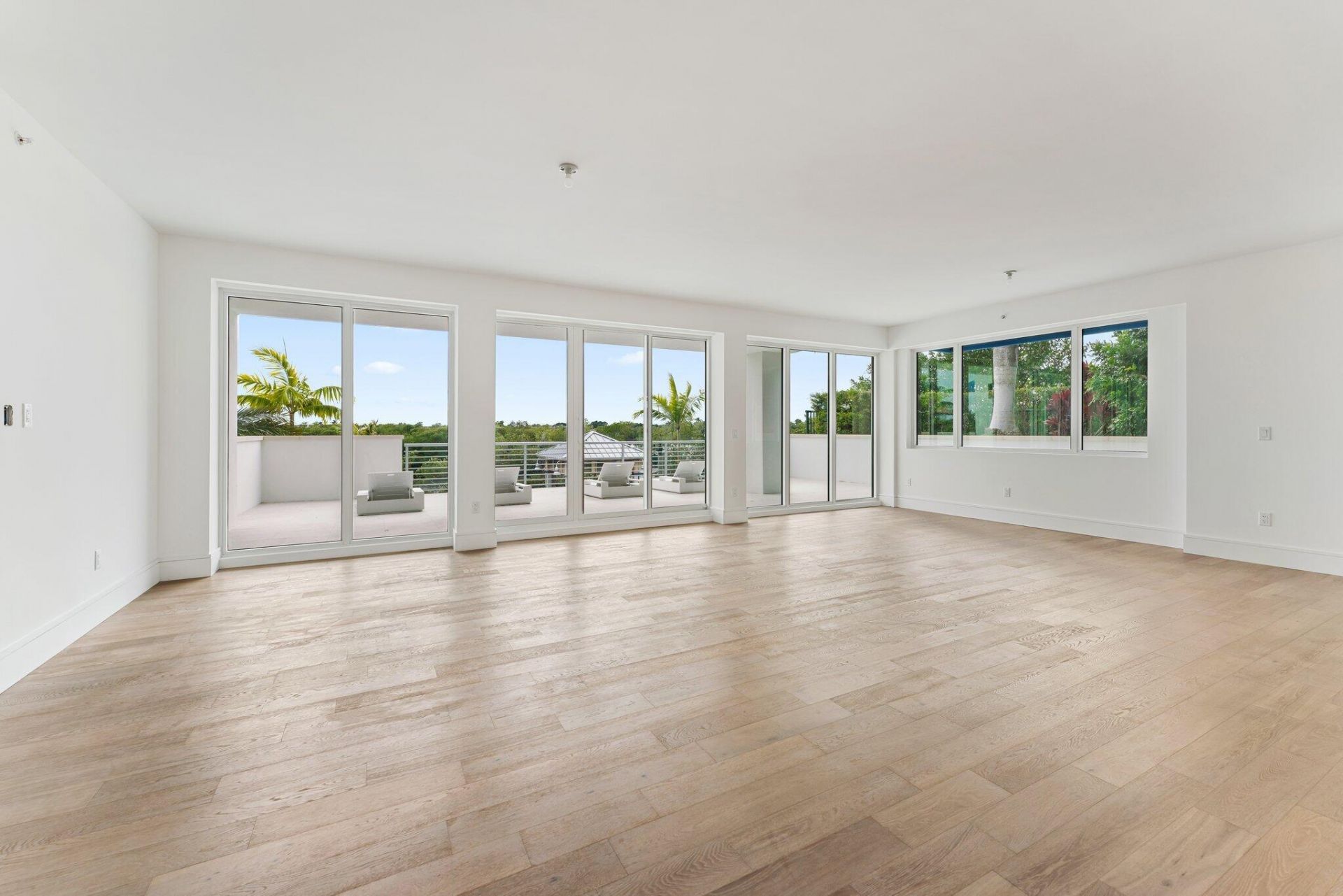 1 S Coastal Way, Unit 201, Jupiter, FL 33477 Photo