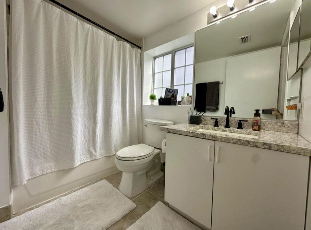 4191 N Haverhill Road, Unit 405, West Palm Beach, FL 33417 Photo