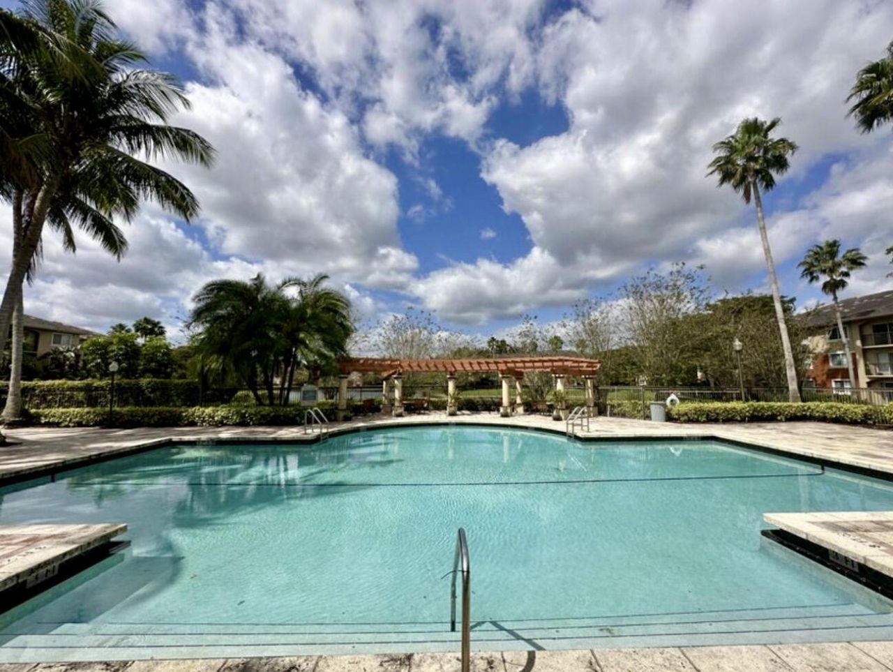 4191 N Haverhill Road, Unit 405, West Palm Beach, FL 33417 Photo