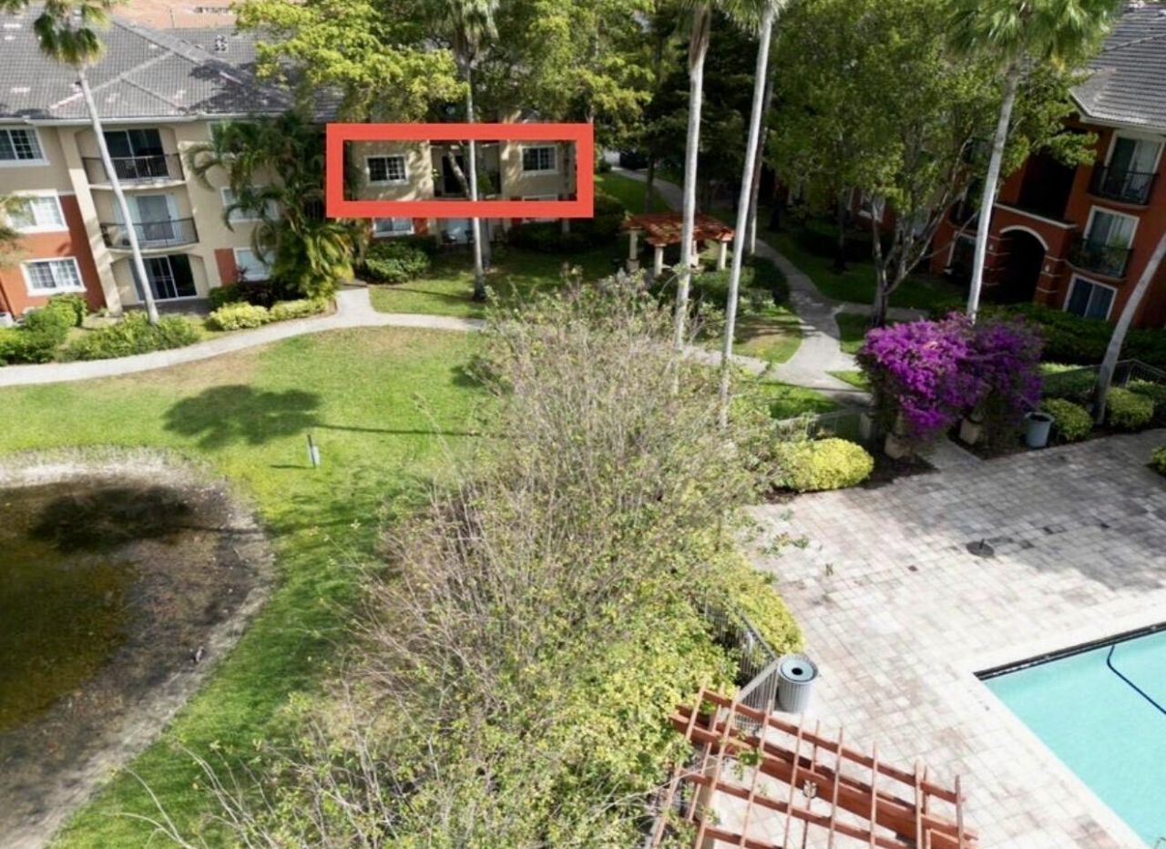 4191 N Haverhill Road, Unit 405, West Palm Beach, FL 33417 Photo