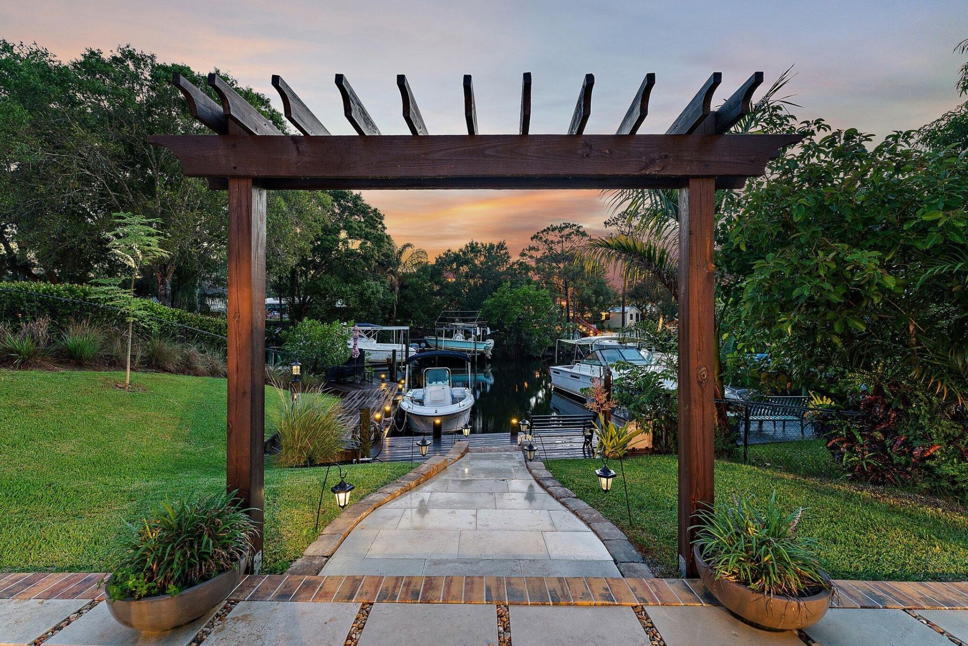 1430 SW Covered Bridge Drive, Palm City, FL 34990 Photo