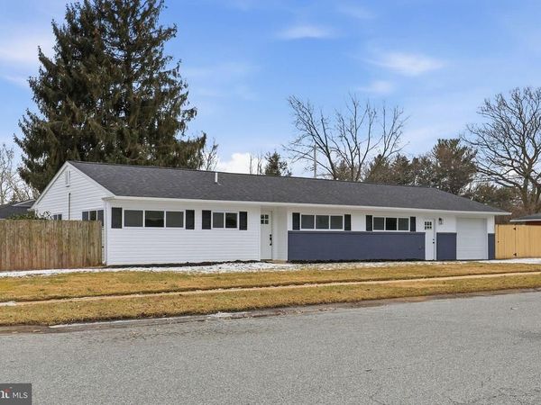 26 KENSINGTON LANE, NEWARK, DE 19713