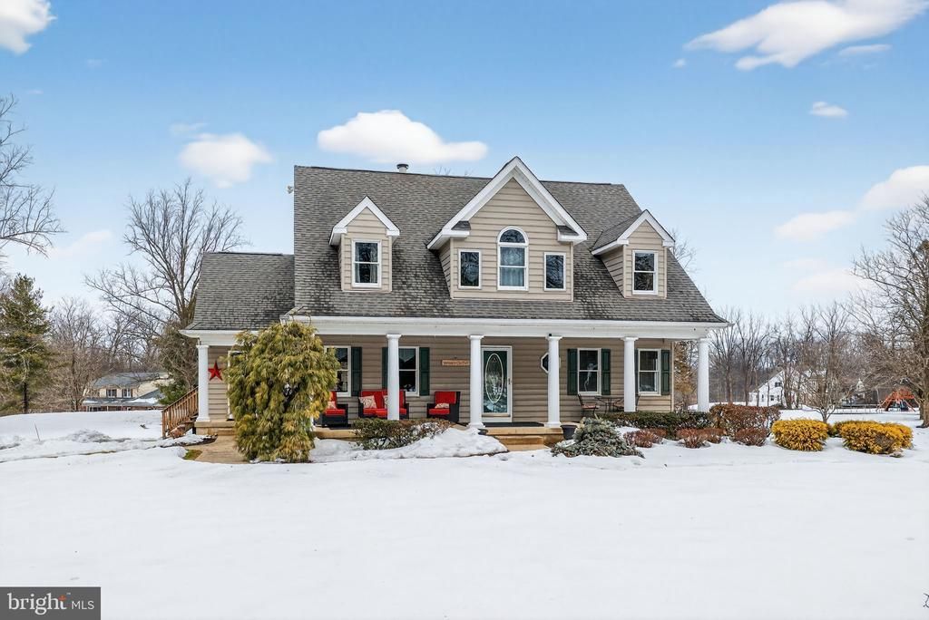 712 Broad Street, Perkasie, PA 18944 Main Photo