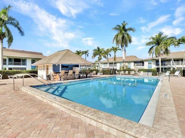 325 Charlemagne BLVD, Unit A206, NAPLES, FL 34112