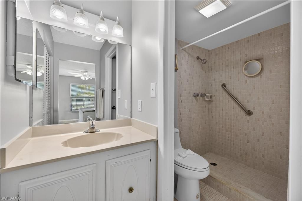 325 Charlemagne Blvd, Unit A206, Naples, FL 34112 Photo