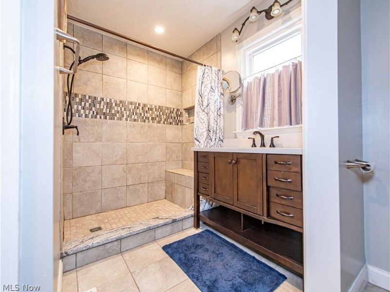 388 Crestwood Avenue, Wadsworth, OH 44281 Photo 14