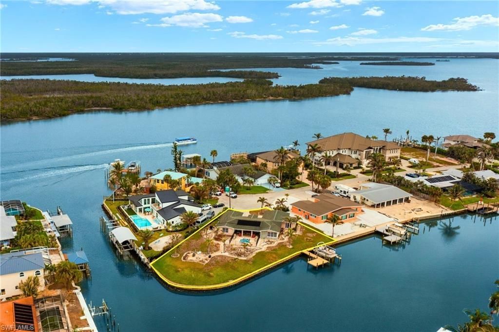 675 Randy Ln, Fort Myers Beach, FL 33931 Photo