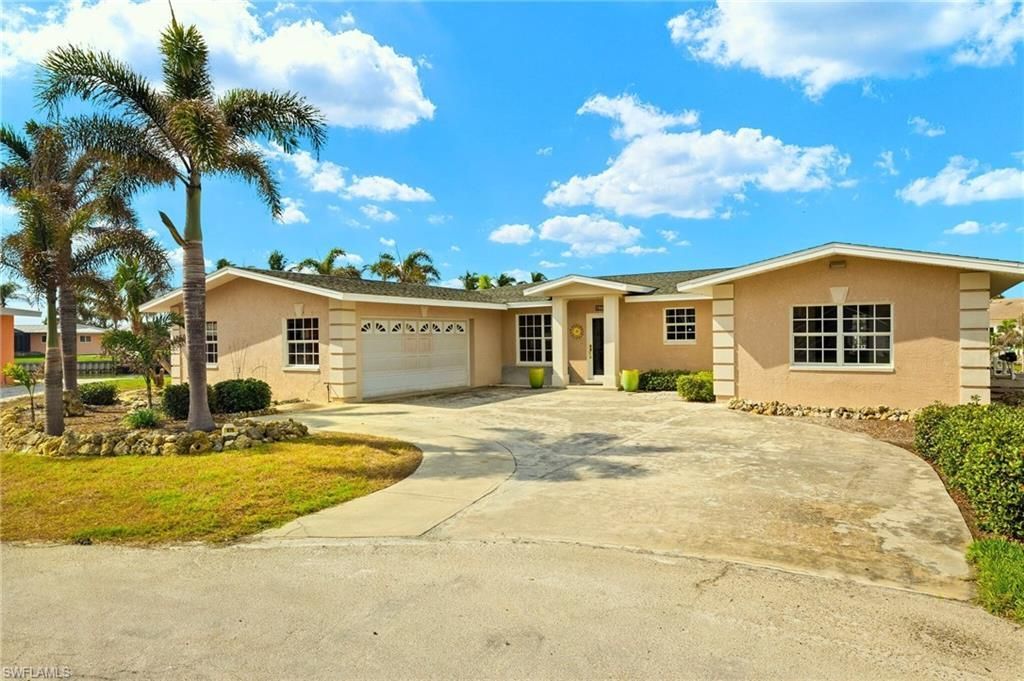 675 Randy Ln, Fort Myers Beach, FL 33931 Photo