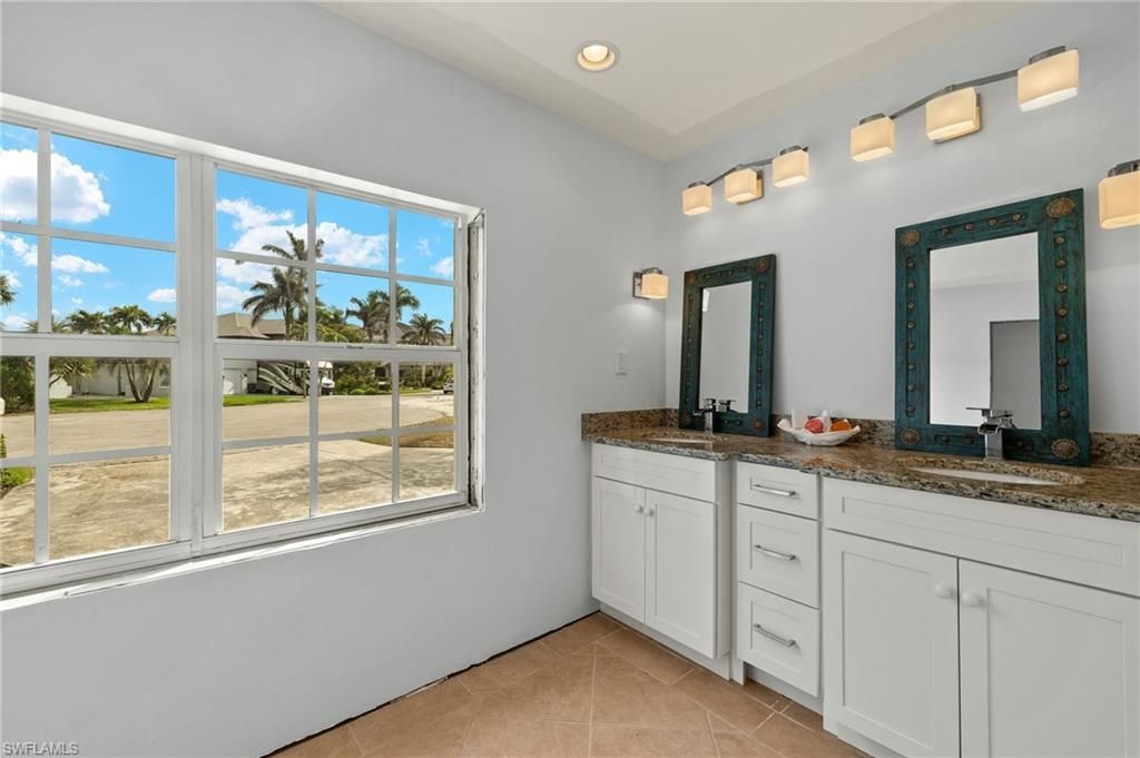 675 Randy Ln, Fort Myers Beach, FL 33931 Photo