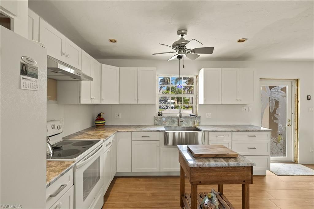 675 Randy Ln, Fort Myers Beach, FL 33931 Photo