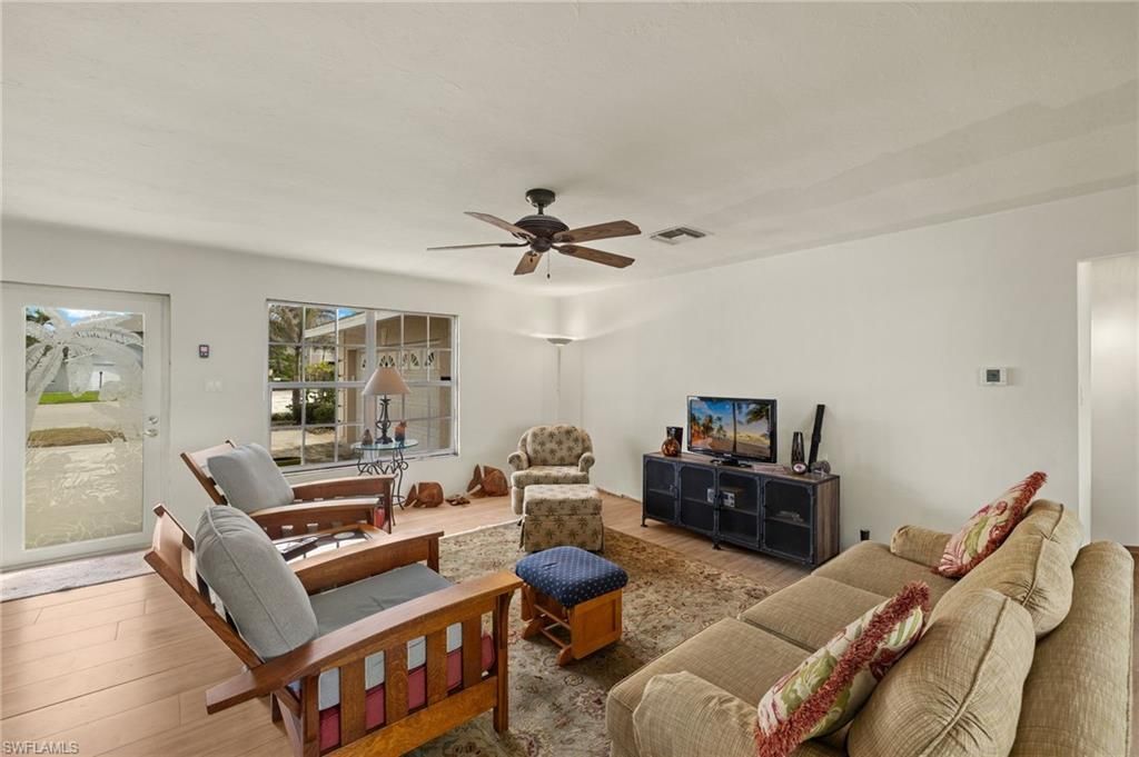 675 Randy Ln, Fort Myers Beach, FL 33931 Photo