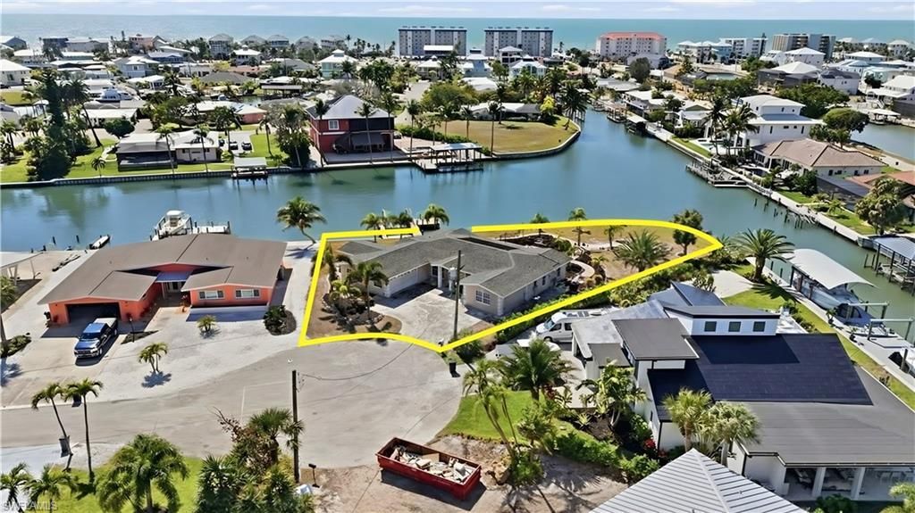 675 Randy Ln, Fort Myers Beach, FL 33931 Photo