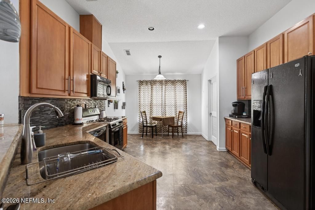 14687 Silver Glen Drive E, Jacksonville, FL 32258 Photo
