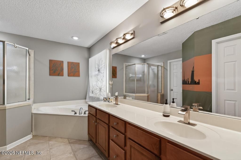 14687 Silver Glen Drive E, Jacksonville, FL 32258 Photo