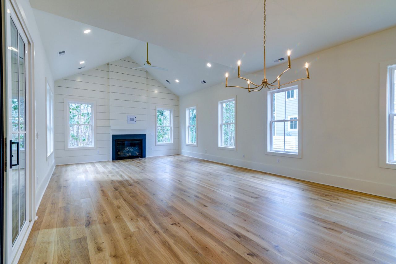 1632 John Fenwick Lane Photo 14