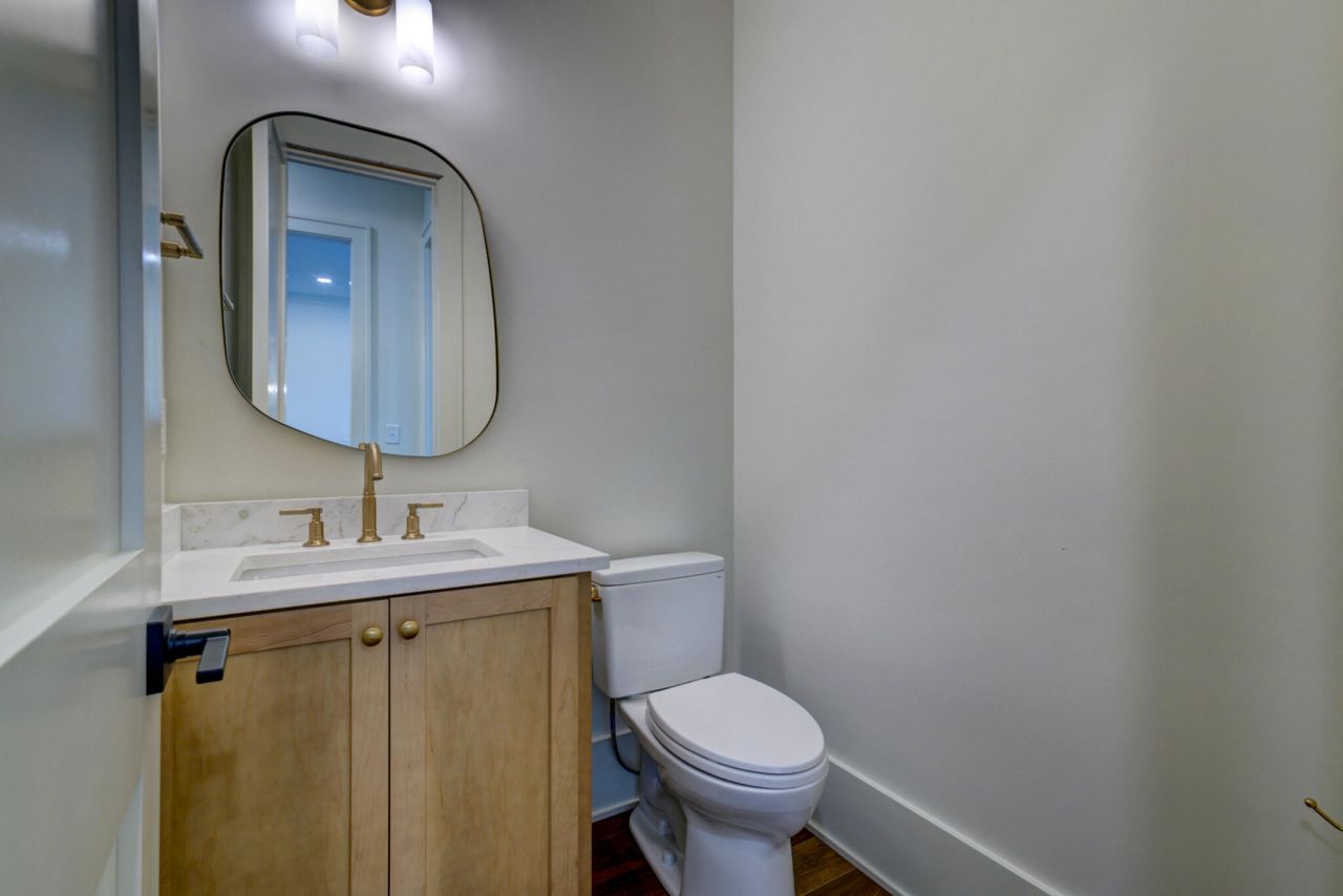 1628 John Fenwick Lane Photo 27