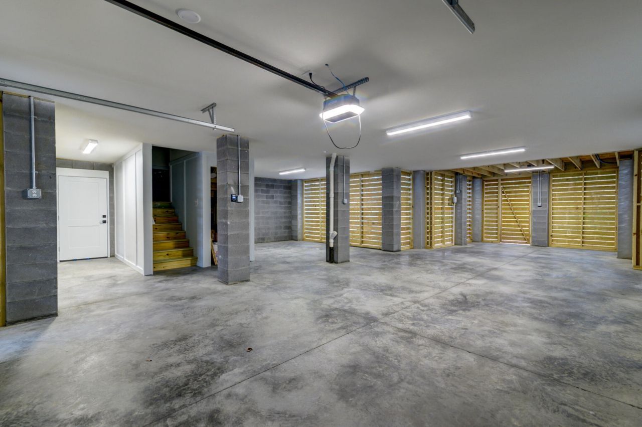 1628 John Fenwick Lane Photo 61