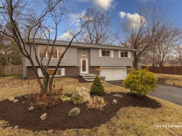 24331 Davids Court, Naperville, IL 60564