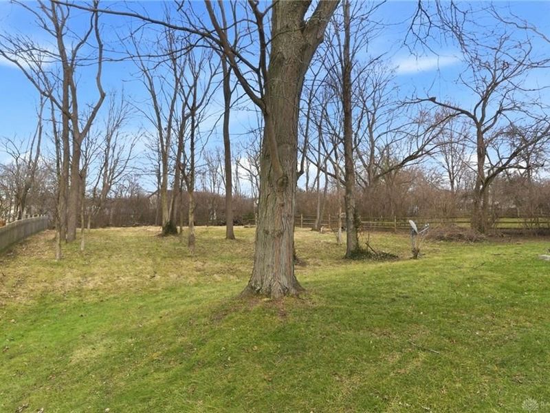 4460 Mohave Drive, Dayton, OH 45431 Photo 28