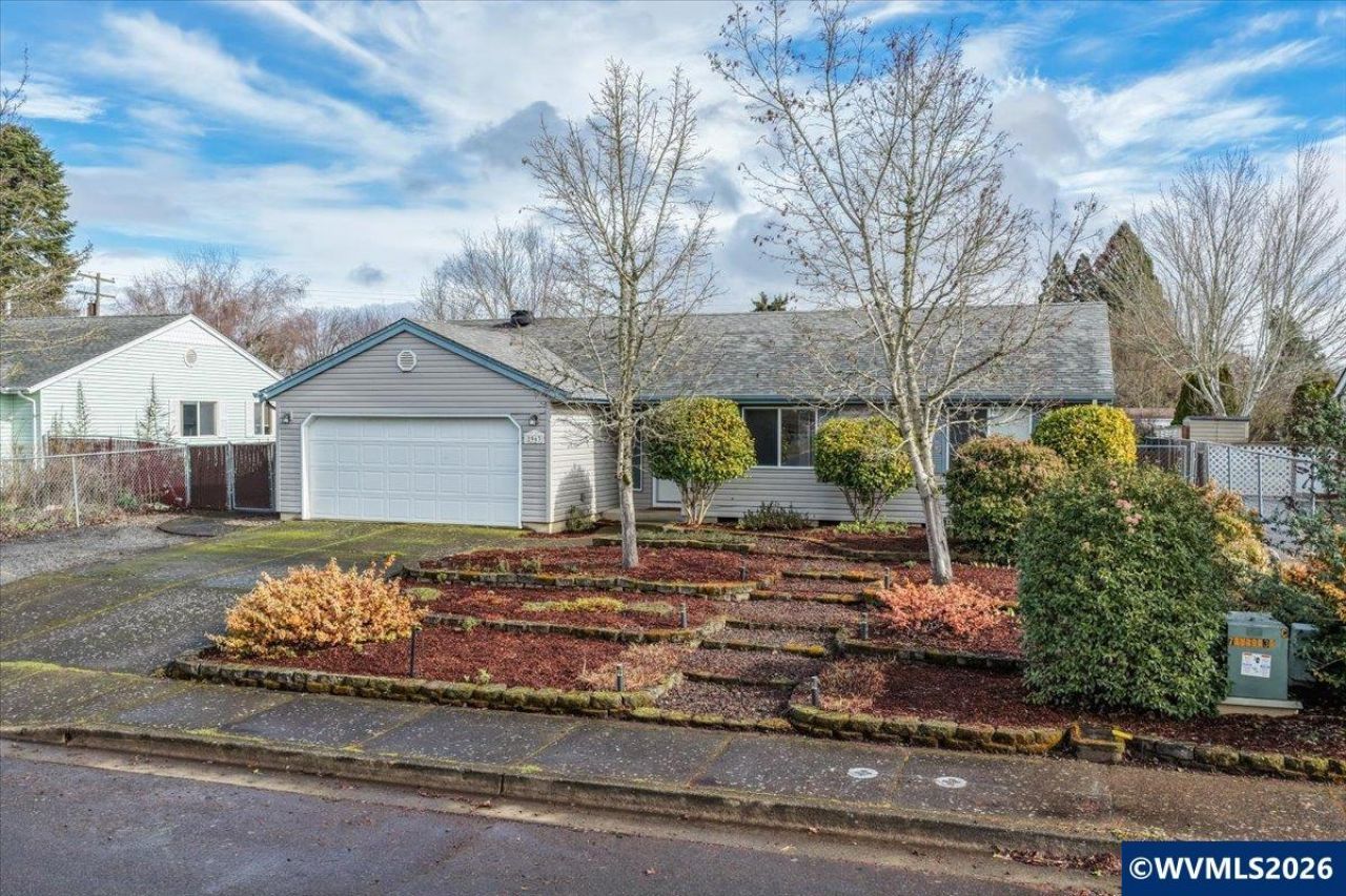 2963 S 7th Pl, Lebanon, OR 97355 Main Photo