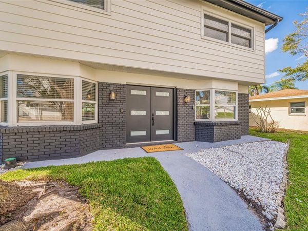 4622 BAY CREST DRIVE, TAMPA, FL 33615