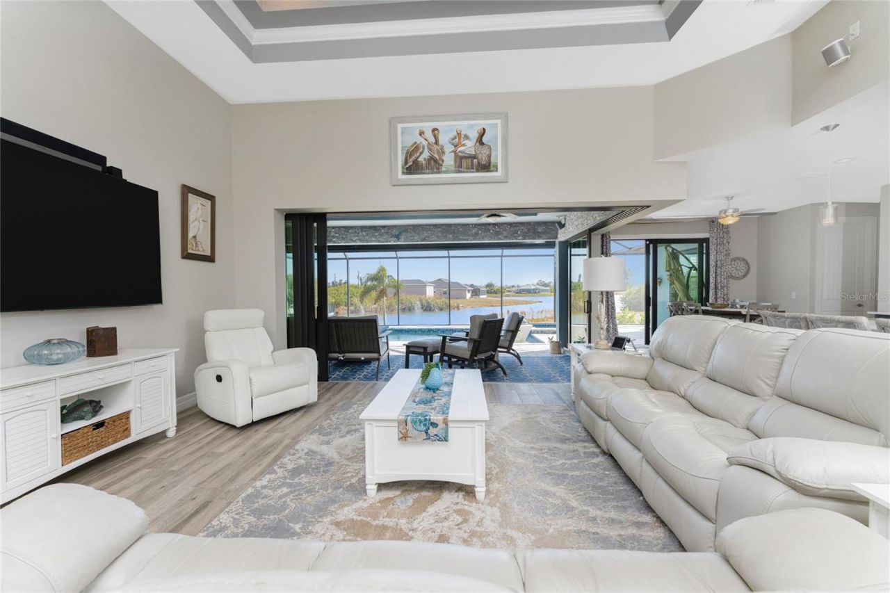 401 Albatross Road, Rotonda West, FL 33947 Photo