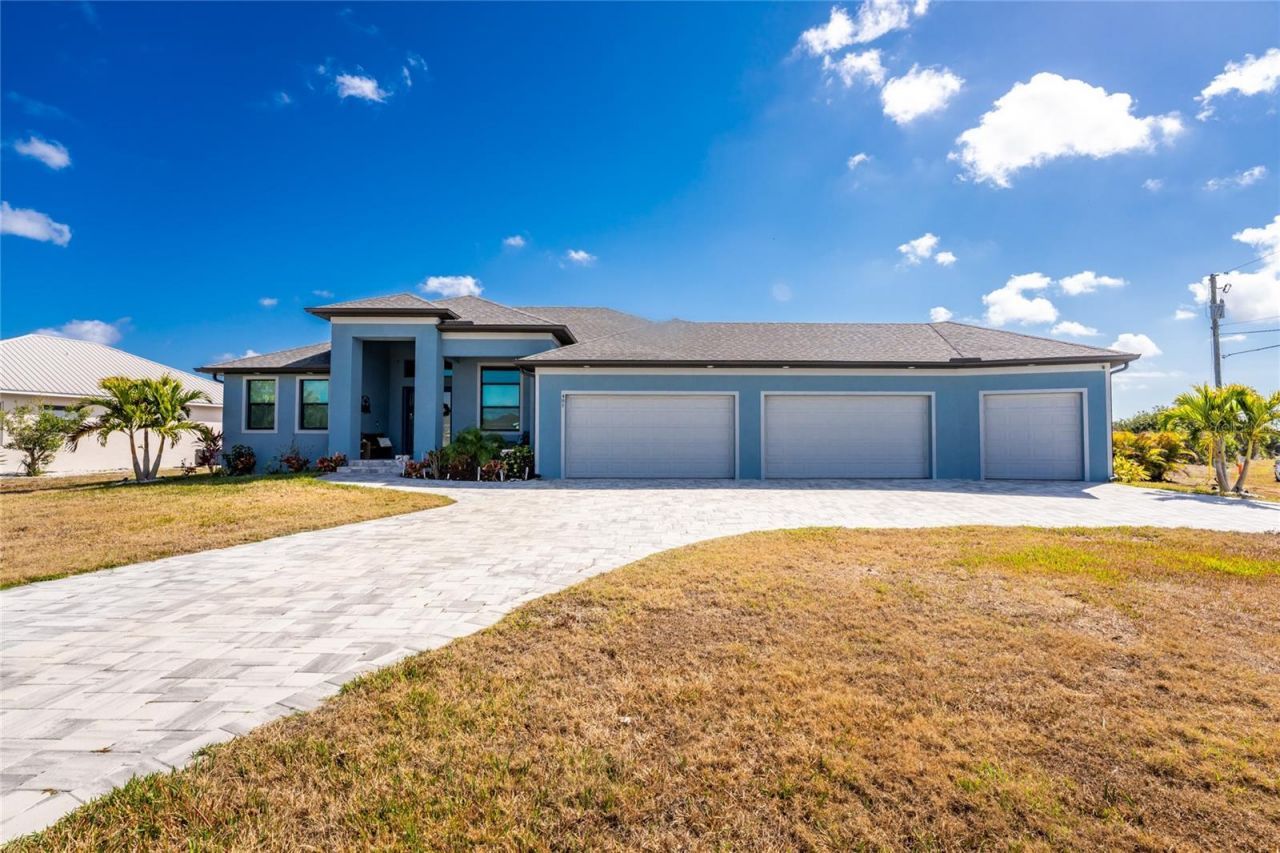 401 Albatross Road, Rotonda West, FL 33947 Photo