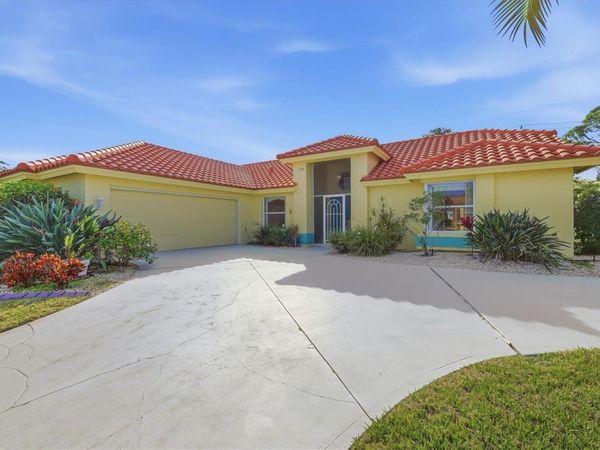 1041 BECKLEY CIRCLE, VENICE, FL 34292