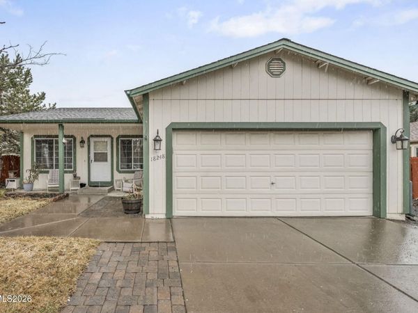 18248 Silverleaf Court, Reno, NV 89508