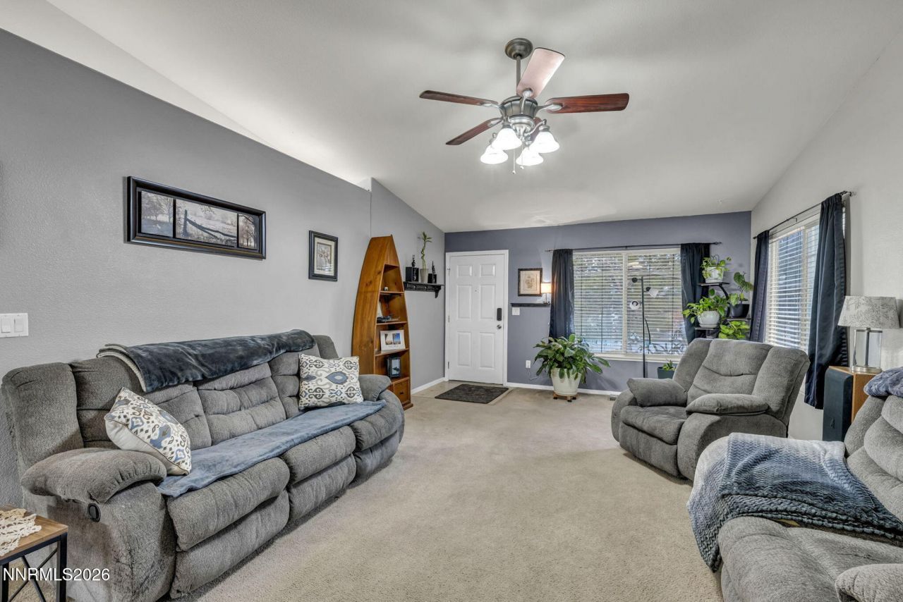 18248 Silverleaf Court, Reno, NV 89508 Photo