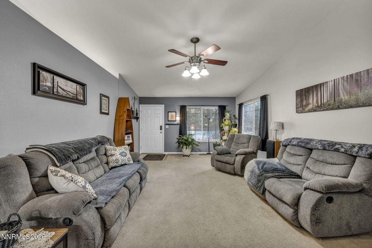 18248 Silverleaf Court, Reno, NV 89508 Photo