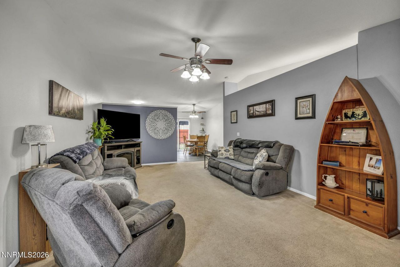 18248 Silverleaf Court, Reno, NV 89508 Photo