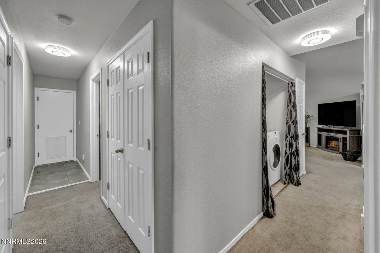 18248 Silverleaf Court, Reno, NV 89508 Photo