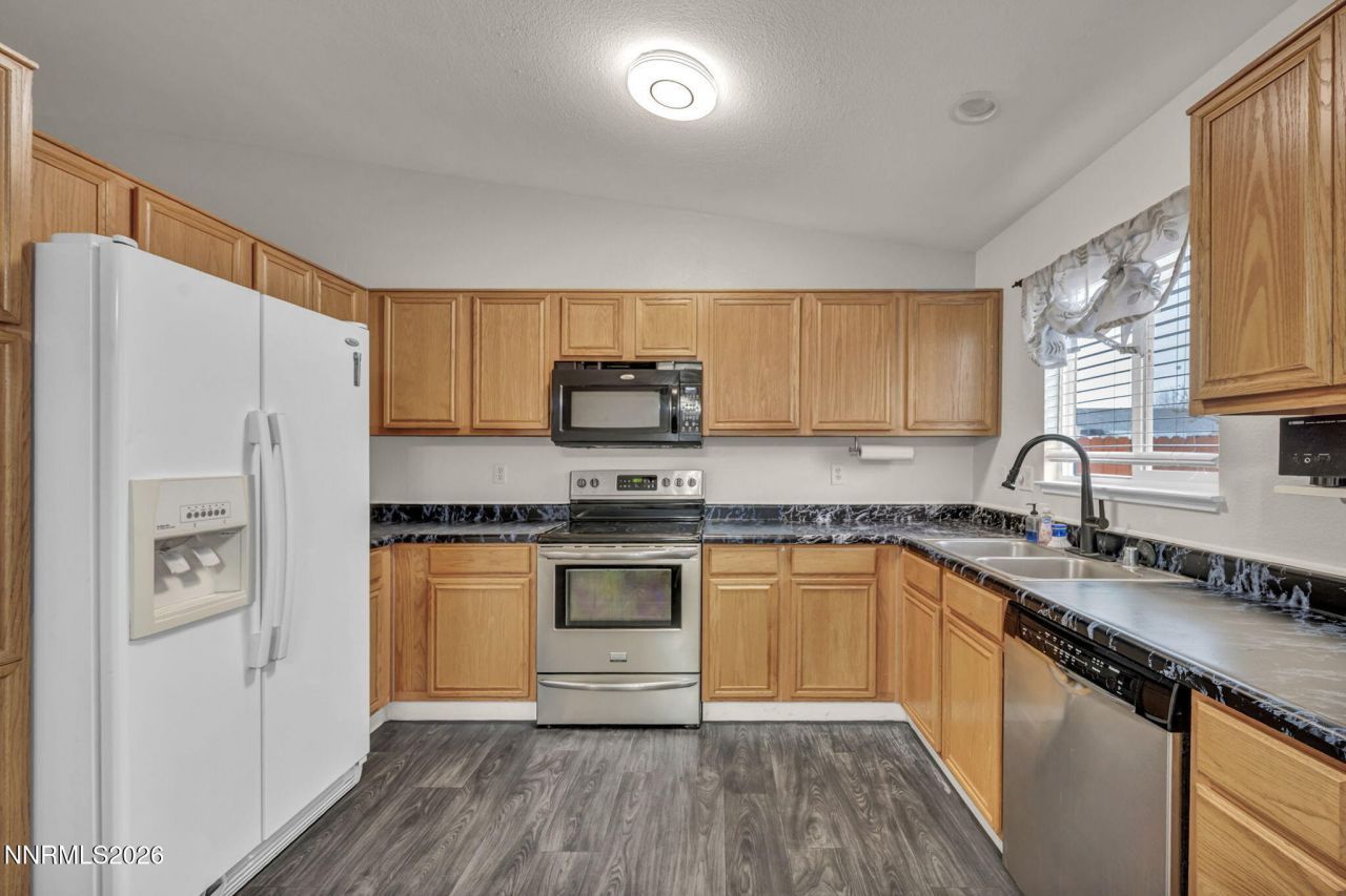 18248 Silverleaf Court, Reno, NV 89508 Photo