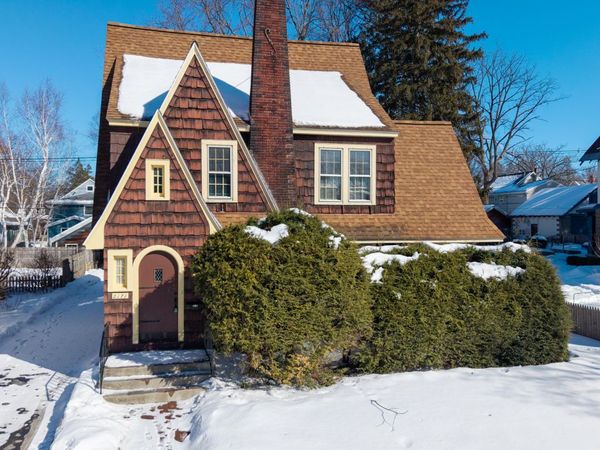 2171 Grand Boulevard, Niskayuna, NY 12309