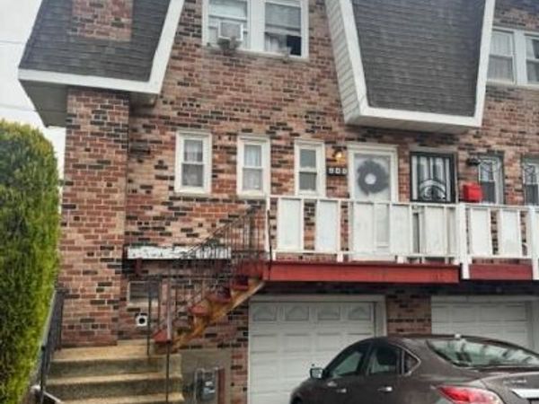 268 Beach 17th Street, Far Rockaway, NY 11691